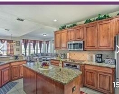509 Wentworth Lane - Photo Thumbnail 12