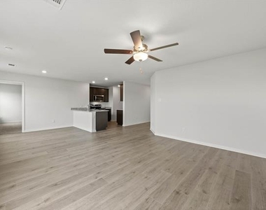 9921 Fighting Falcon Way - Photo Thumbnail 4