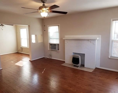 6038 Victor Street - Photo Thumbnail 2