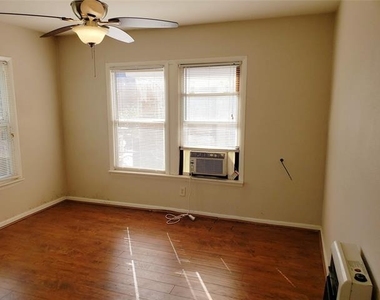 6038 Victor Street - Photo Thumbnail 10