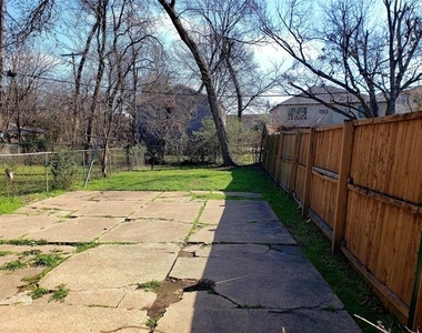 6038 Victor Street - Photo Thumbnail 12