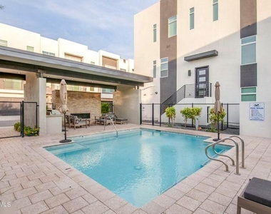 3105 N 71st Street - Photo Thumbnail 25