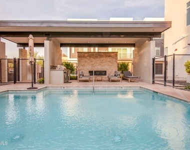 3105 N 71st Street - Photo Thumbnail 24