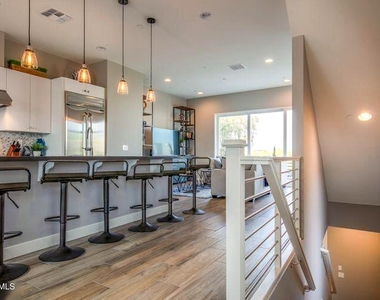 3105 N 71st Street - Photo Thumbnail 17