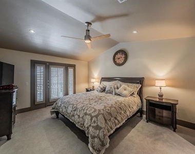 6350 Oriole Drive - Photo Thumbnail 32