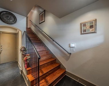 6350 Oriole Drive - Photo Thumbnail 10