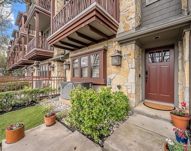 6350 Oriole Drive - Photo Thumbnail 2