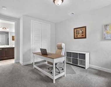 5137 Artemesia Lane - Photo Thumbnail 14