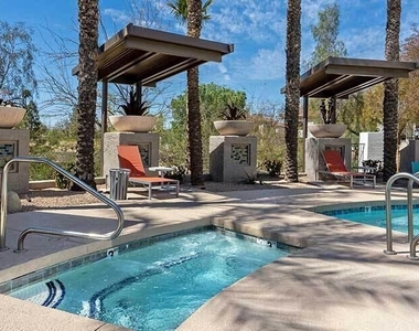 3255 S Dorsey Lane - Photo Thumbnail 12