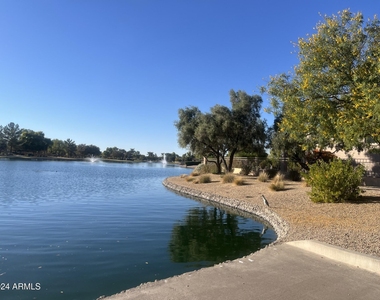 7211 W Irma Lane - Photo Thumbnail 3