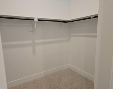 11539 Pinto Street - Photo Thumbnail 17