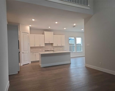 11539 Pinto Street - Photo Thumbnail 12