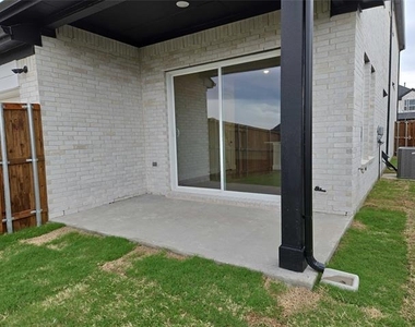 11539 Pinto Street - Photo Thumbnail 31
