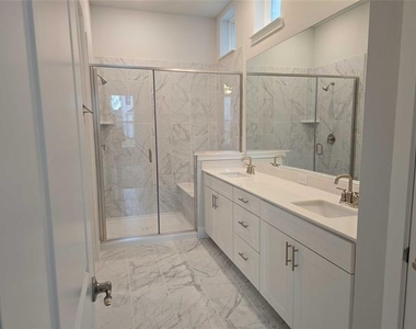 11539 Pinto Street - Photo Thumbnail 16