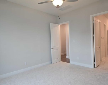 11539 Pinto Street - Photo Thumbnail 15