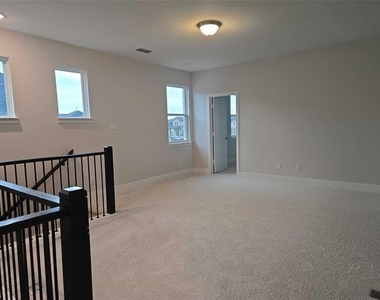 11539 Pinto Street - Photo Thumbnail 22