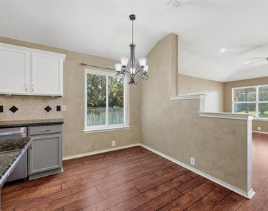 2304 Pheasant Run - Photo Thumbnail 9