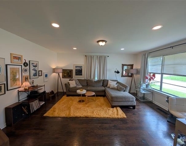 804 Canal Street - Photo Thumbnail 1