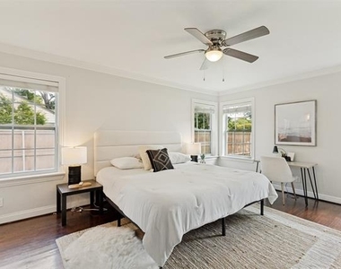2641 Boyd Avenue - Photo Thumbnail 10