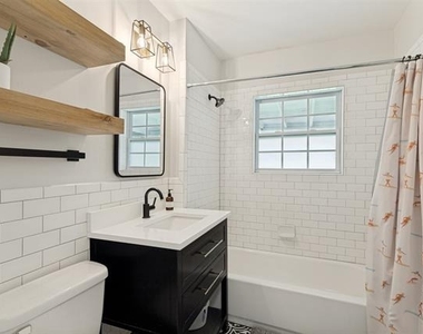 2641 Boyd Avenue - Photo Thumbnail 8