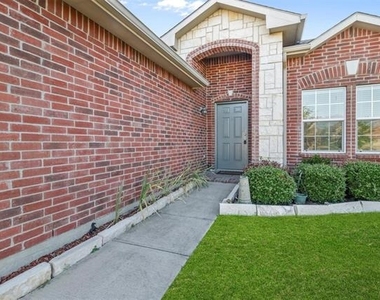 1452 Willoughby Way - Photo Thumbnail 2