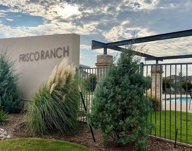 1452 Willoughby Way - Photo Thumbnail 1