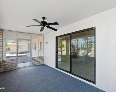 16817 N Meadow Park Drive - Photo Thumbnail 20