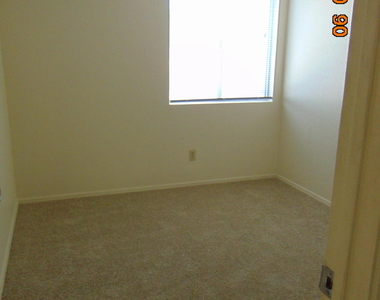 6617 W Cheryl Drive - Photo Thumbnail 16
