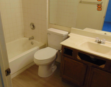 6617 W Cheryl Drive - Photo Thumbnail 12