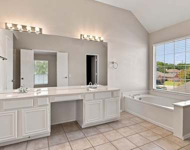 7212 Crabtree Lane - Photo Thumbnail 25