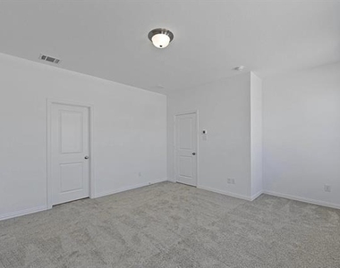 3309 Penn Boulevard - Photo Thumbnail 16