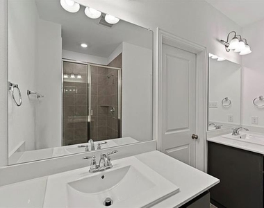 3309 Penn Boulevard - Photo Thumbnail 19