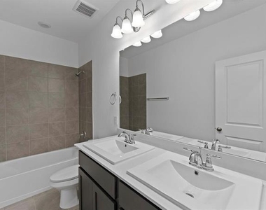 3309 Penn Boulevard - Photo Thumbnail 21
