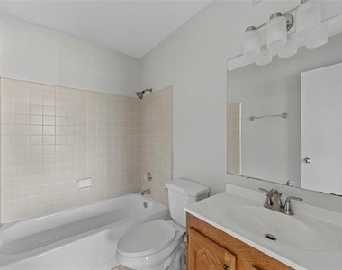 4716 Rose Of Sharon Lane - Photo Thumbnail 12