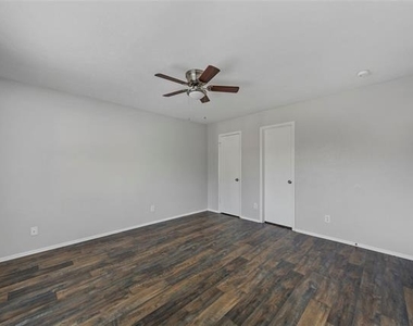 4716 Rose Of Sharon Lane - Photo Thumbnail 14