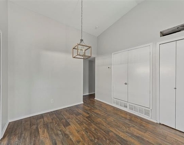 4716 Rose Of Sharon Lane - Photo Thumbnail 20