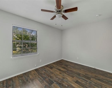 4716 Rose Of Sharon Lane - Photo Thumbnail 11