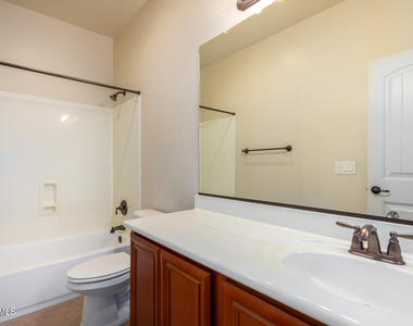 3464 S Bluejay Drive - Photo Thumbnail 12