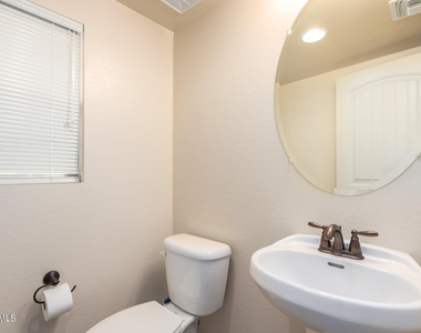 3464 S Bluejay Drive - Photo Thumbnail 5