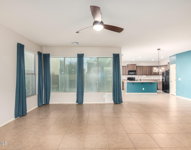3464 S Bluejay Drive - Photo Thumbnail 2