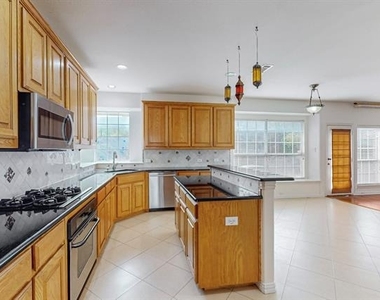 8609 Rugby Drive - Photo Thumbnail 13