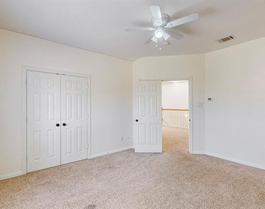 8609 Rugby Drive - Photo Thumbnail 29