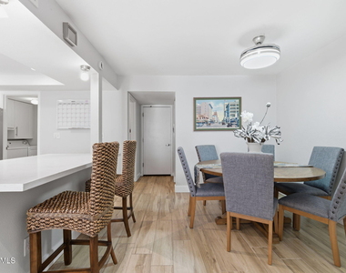 4601 N 73rd Street - Photo Thumbnail 12