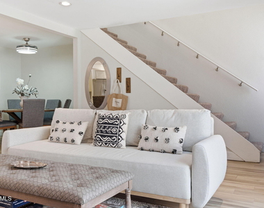 4601 N 73rd Street - Photo Thumbnail 2