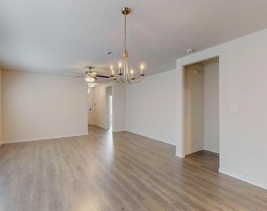 2321 Astapor Drive - Photo Thumbnail 28
