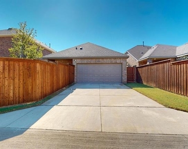 2321 Astapor Drive - Photo Thumbnail 39