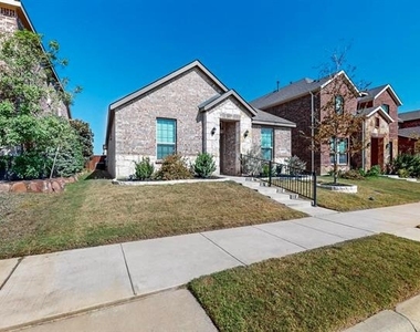 2321 Astapor Drive - Photo Thumbnail 6
