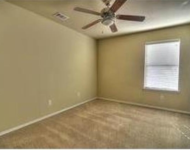 6216 Texana Way - Photo Thumbnail 13