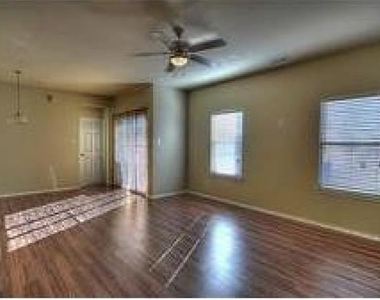 6216 Texana Way - Photo Thumbnail 19