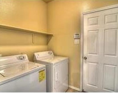 6216 Texana Way - Photo Thumbnail 15